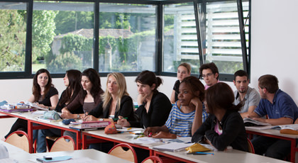 PRÉPA DE FRANÇAIS ET DE MANAGEMENT – NIVEAU INTERMÉDIAIRE (A2 / B1)